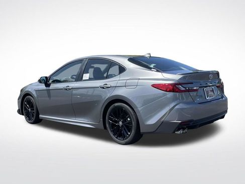 Used 2026 Toyota Camry SE FWD image 4