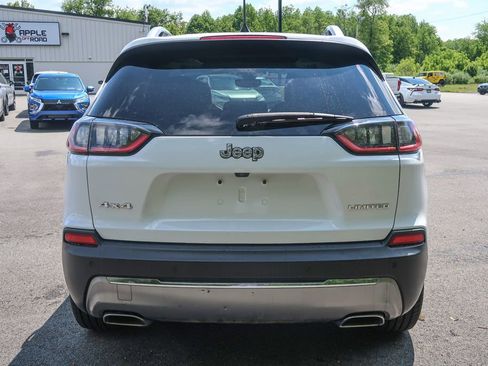 Used 2019 Jeep Cherokee Limited AWD/4WD image 11