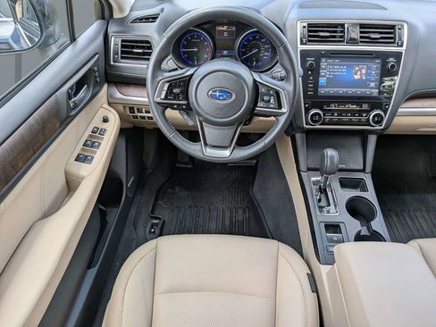Used 2018 Subaru Outback 2.5i Limited AWD/4WD image 20