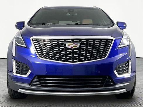 Used 2023 Cadillac XT5 Premium Luxury FWD image 2
