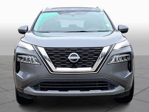 Used 2023 Nissan Rogue SV w/ SV Premium B Package image 5