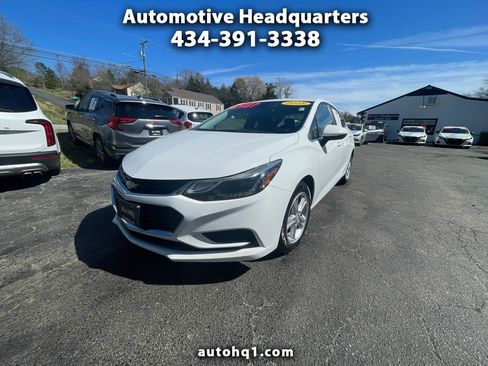 Used 2018 Chevrolet Cruze LT image 1