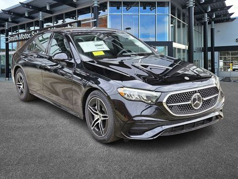 New 2026 Mercedes-Benz E 450 4MATIC Sedan image 7