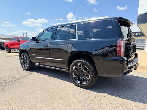 Used 2019 GMC Yukon Denali w/ Denali Ultimate Package AWD/4WD image 8