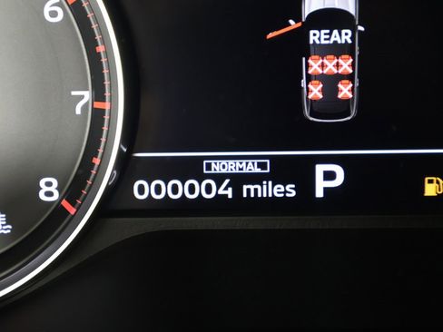 New 2026 Mitsubishi Outlander SE image 37