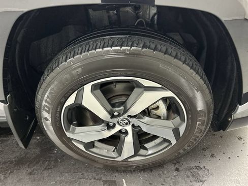 Used 2023 Toyota RAV4 Prime SE AWD/4WD image 8