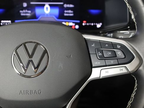 Used 2025 Volkswagen Taos S FWD image 10