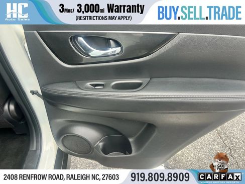 Used 2018 Nissan Rogue SV image 10