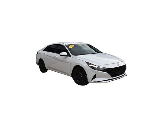 Used 2022 Hyundai Elantra SEL w/ Convenience Package image 2