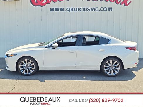 Used 2023 MAZDA MAZDA3 s FWD image 4