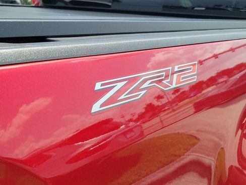 Used 2021 Chevrolet Colorado ZR2 w/ LPO, Power Package AWD/4WD image 5