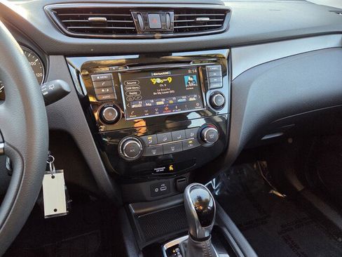 Certified 2021 Nissan Rogue Sport S image 13