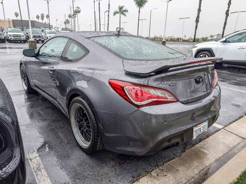 Used 2016 Hyundai Genesis Coupe 3.8 image 5