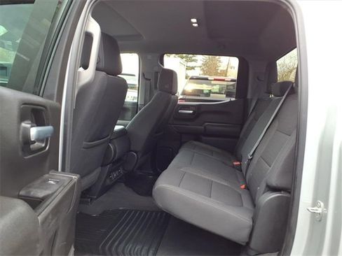 Used 2021 Chevrolet Silverado 1500 LT image 16
