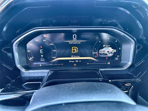 New 2026 GMC Sierra 1500 SLT image 30