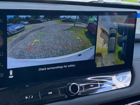 New 2025 Mitsubishi Outlander SEL image 10