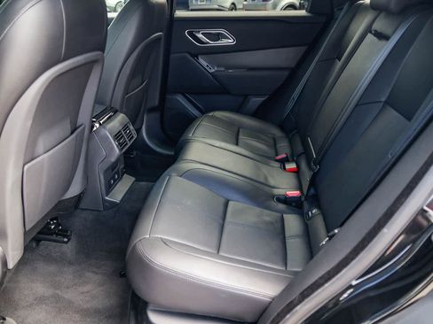 Used 2025 Land Rover Range Rover Velar Dynamic SE image 18