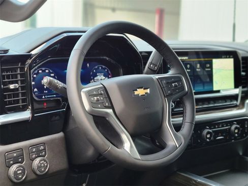 New 2025 Chevrolet Silverado 3500 LT w/ Safety Package image 19