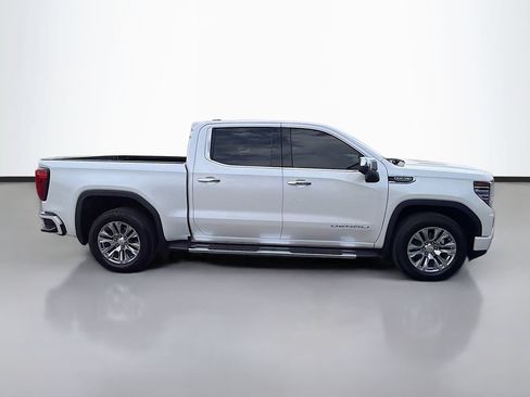 Used 2023 GMC Sierra 1500 Denali AWD/4WD image 4
