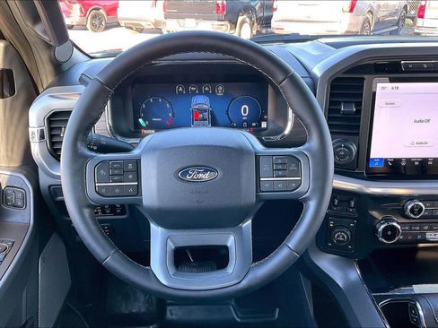 Used 2025 Ford F150 Lariat w/ Equipment Group 501A Mid image 8