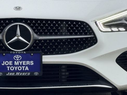Used 2025 Mercedes-Benz CLA 250 4MATIC w/ Winter Package image 5