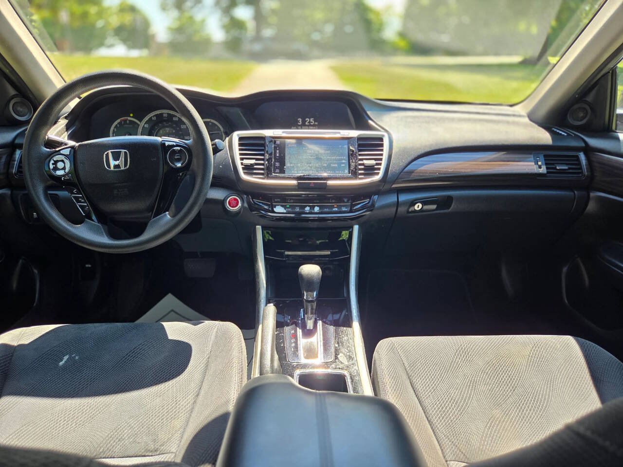 Used 2016 Honda Accord EX image 19