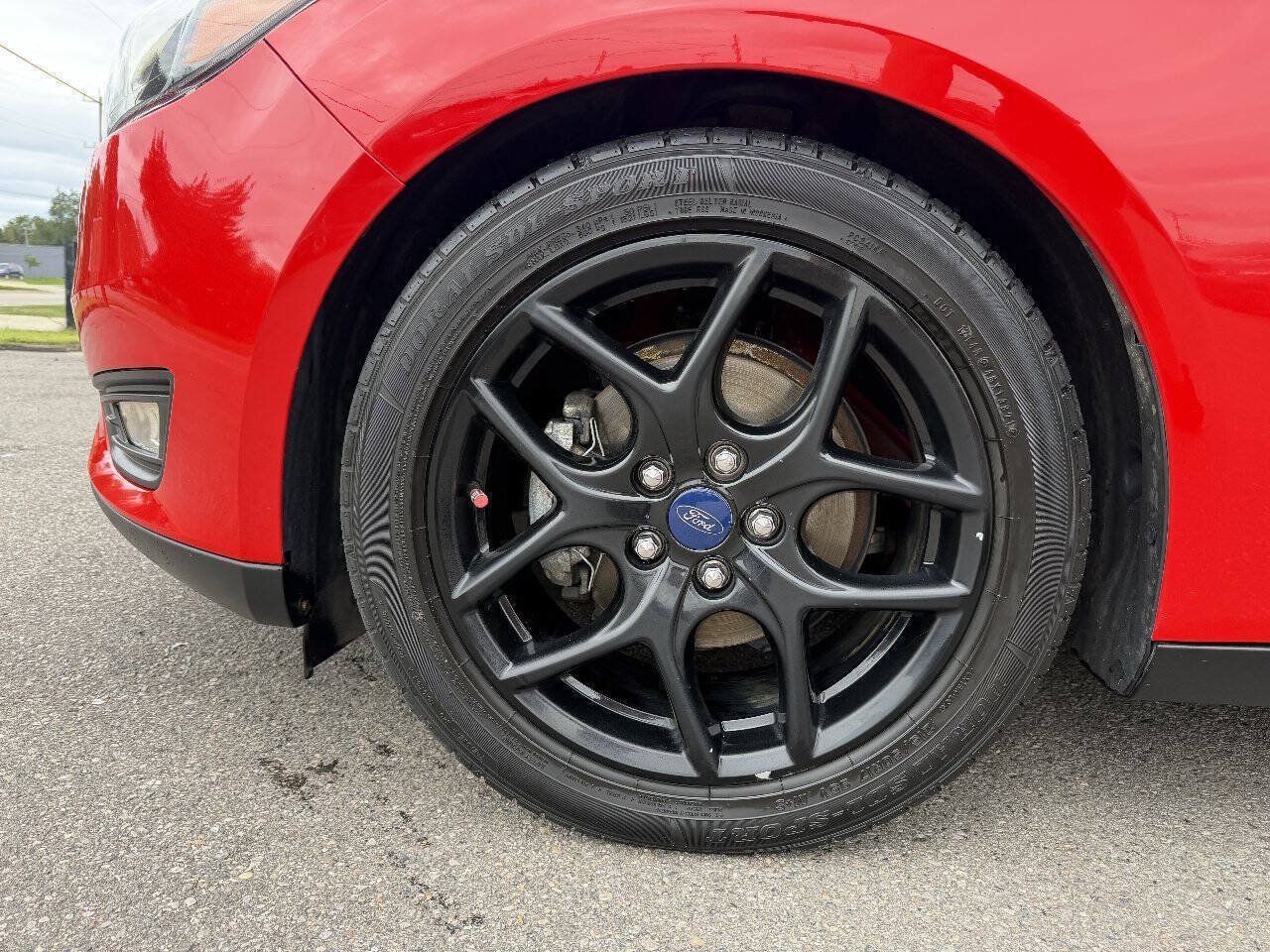 Used 2016 Ford Focus SE w/ Equipment Group 201A FWD image 19