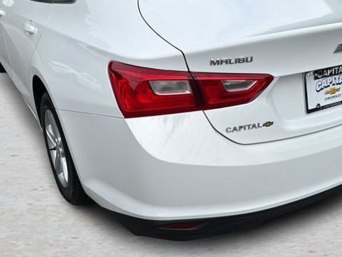 Used 2024 Chevrolet Malibu LS FWD image 35