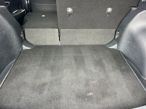 Certified 2023 Toyota Corolla Cross XLE image 19