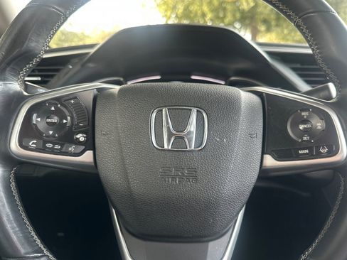 Used 2017 Honda Civic Touring image 29