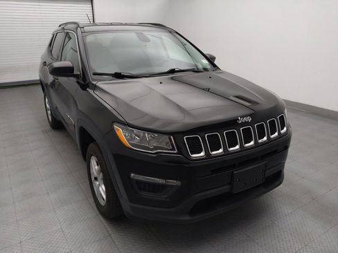 Used 2021 Jeep Compass Sport w/ Cold Weather Group AWD/4WD image 13