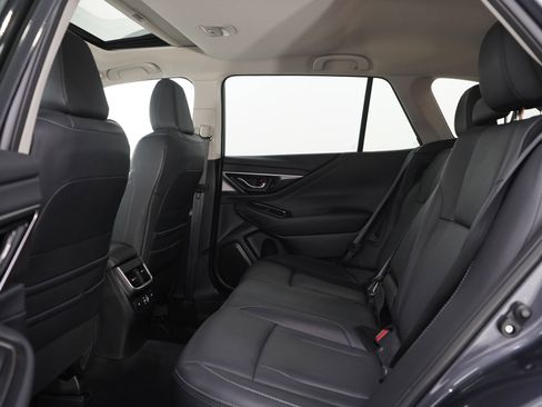 Used 2023 Subaru Outback Touring AWD/4WD image 19