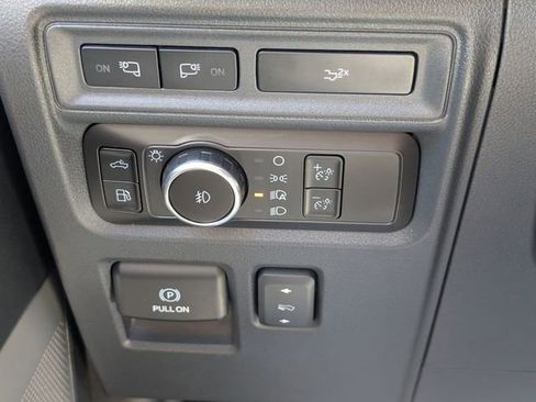 Used 2023 Ford F150 Lariat w/ Equipment Group 502A High AWD/4WD image 16