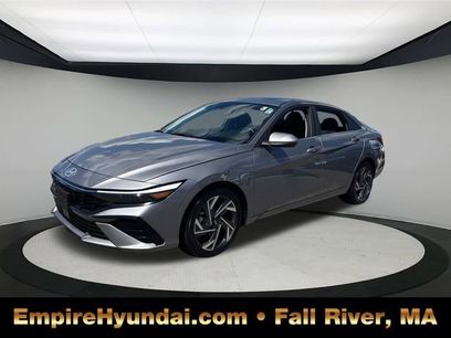 Used 2025 Hyundai Elantra SEL