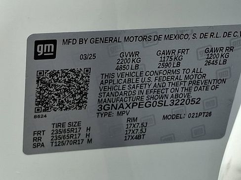 Used 2025 Chevrolet Equinox LT AWD/4WD image 27