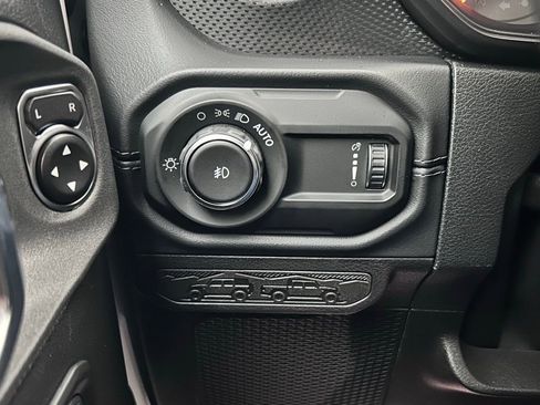 New 2026 Jeep Wrangler Unlimited Rubicon image 24