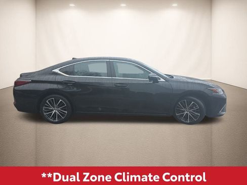 Used 2024 Lexus ES 350 w/ Premium Package image 9