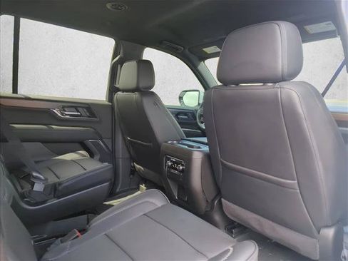 Used 2026 GMC Yukon Denali w/ LPO, Floor Liner Package AWD/4WD image 25