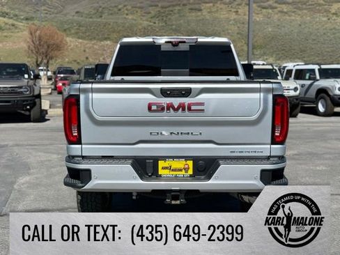Used 2020 GMC Sierra 3500 Denali w/ Denali Ultimate Package AWD/4WD image 4