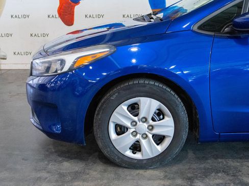 Used 2018 Kia Forte LX image 14