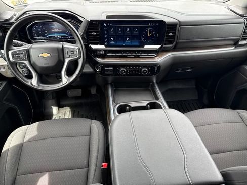 Used 2024 Chevrolet Silverado 2500 LT w/ Convenience Package AWD/4WD image 23