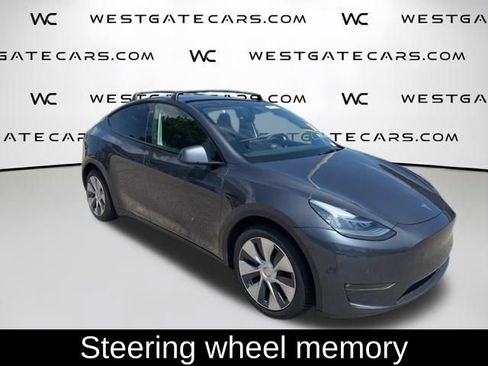 Used 2021 Tesla Model Y Long Range AWD/4WD image 13