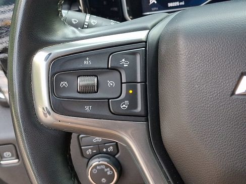 Used 2024 Chevrolet Silverado 1500 LT AWD/4WD image 21
