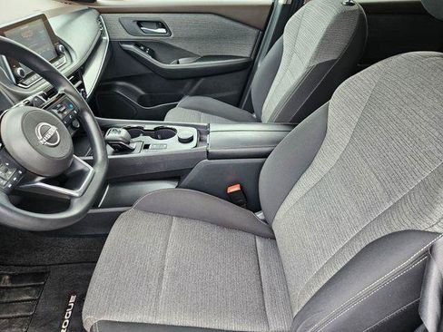 Used 2023 Nissan Rogue SV AWD/4WD image 10