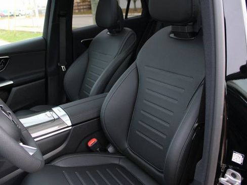 New 2026 Mercedes-Benz GLC 300 4MATIC image 26