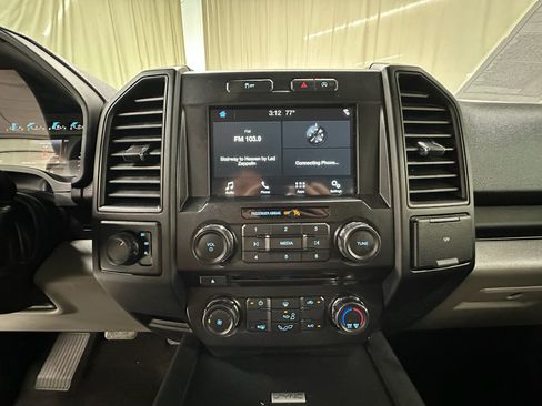 Used 2018 Ford F150 XL w/ Equipment Group 101A Mid AWD/4WD image 30