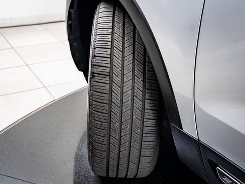 Used 2019 Ford Explorer Limited w/ Class III Trailer Tow Package image 37