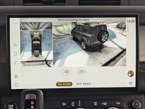 Used 2026 Land Rover Defender 110 X-Dynamic SE AWD/4WD image 23