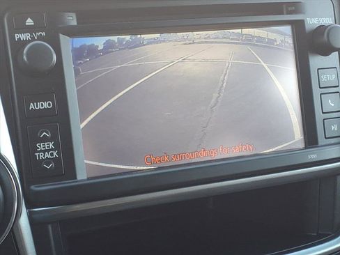 Used 2013 Toyota Highlander image 21