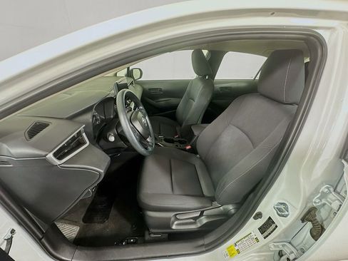 Used 2024 Toyota Corolla LE image 21